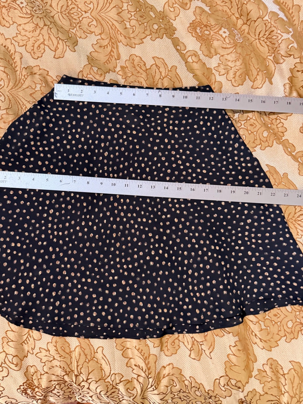 Bentley Arbuckle Black Lightweight Flirty Skirt Gold Dot Print Slight Sheer Sz 2 - Picture 11 of 12